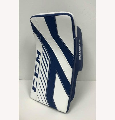 CCM Axis A1.5 JR. Blocker