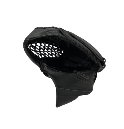 CCM AXIS XF Total Custom Pro SR. Pro Catcher